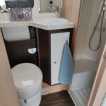 Autocaravana McLouis Glamys 222 - Baño
