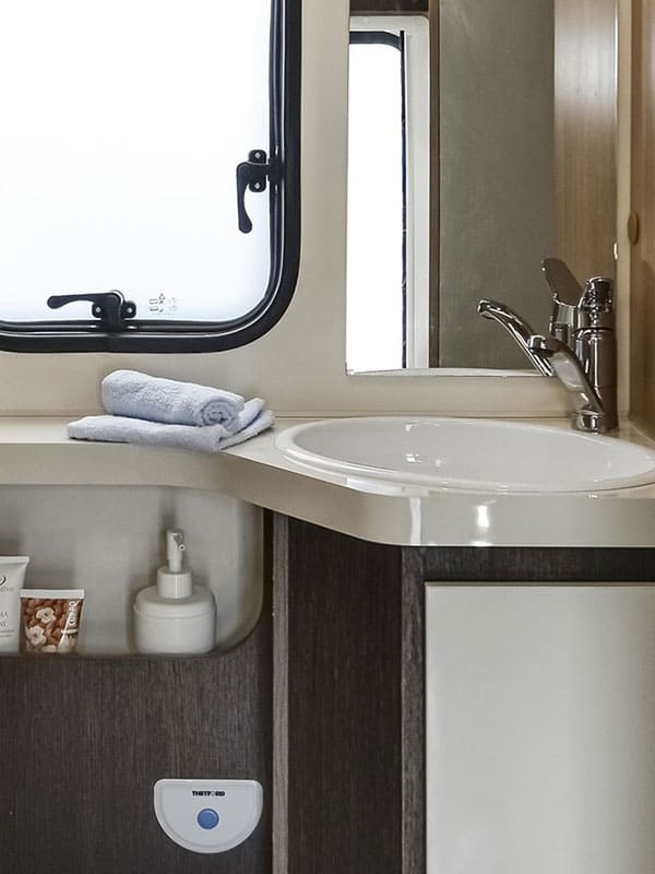 autocaravana-glamys222-carrusel1.jpg